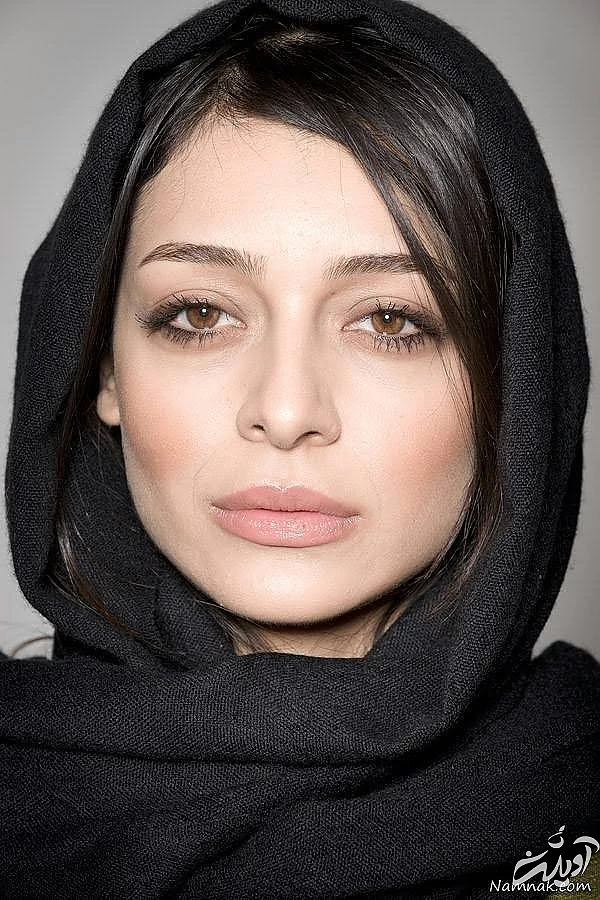 سالروز تولد ساره بیات مبارک!